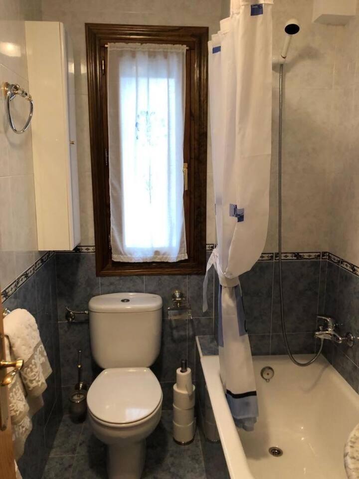 Casa Sendacomodidad Y Descanso Sallent De Gallego Ngoại thất bức ảnh